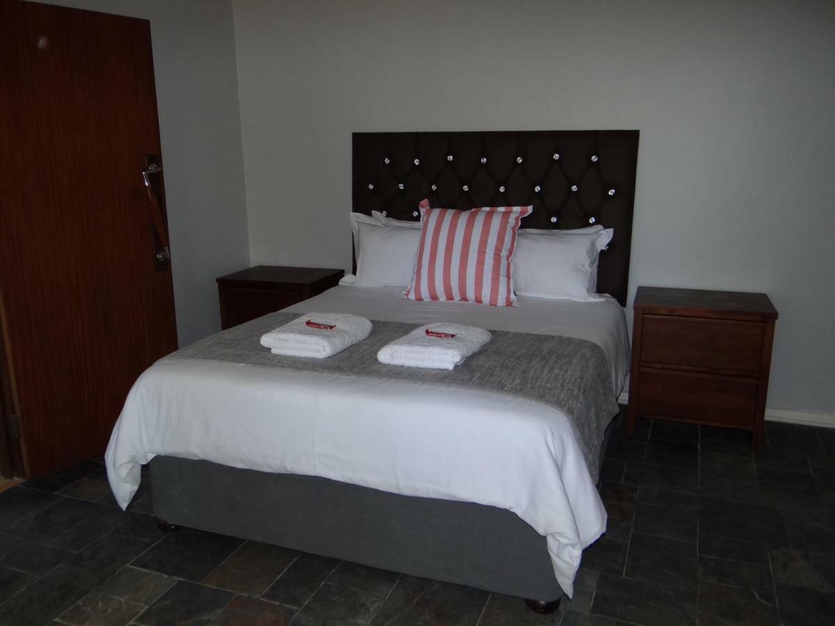Credo Guest House Bloemfontein Exterior foto